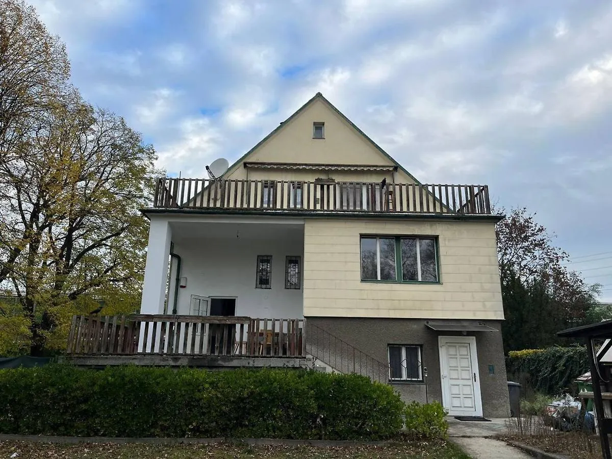 Economic Quadruple Room Sw location